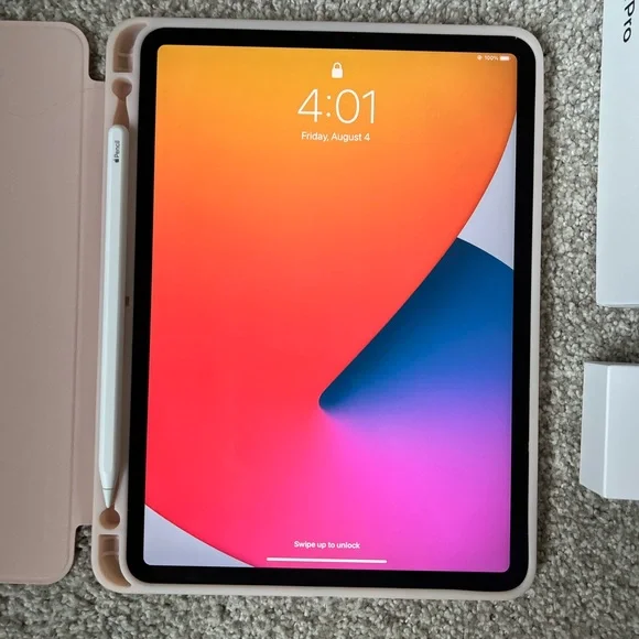 IPad Pro 11-inch (2nd Gen) + Apple Pencil Bundle